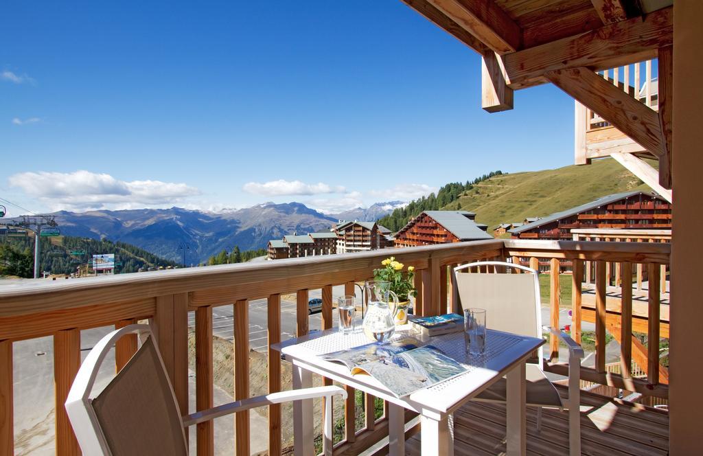 Residence Prestige Odalys Front De Neige La Plagne Exteriör bild