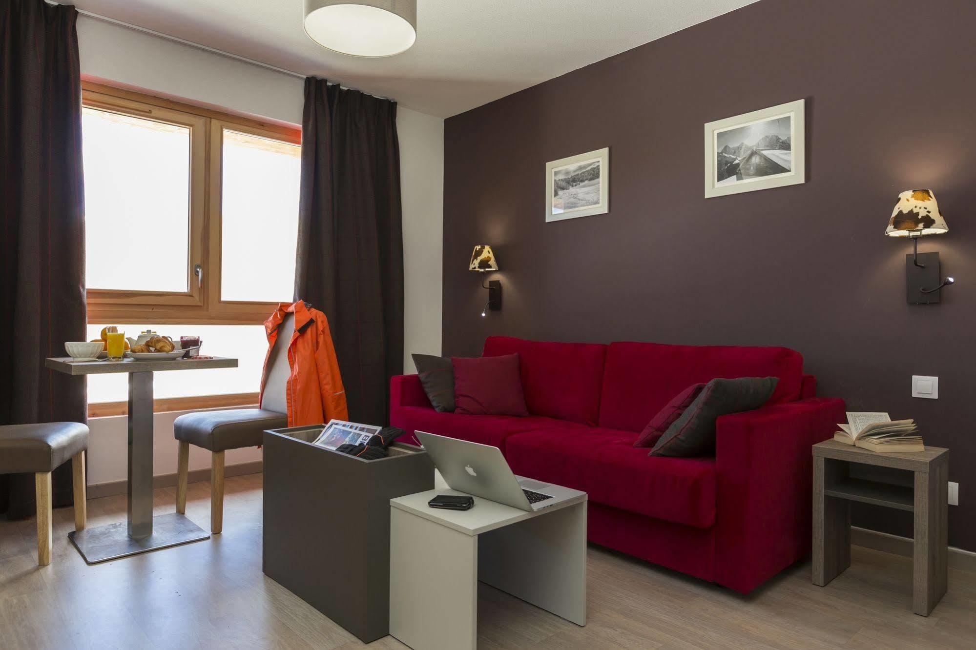 Residence Prestige Odalys Front De Neige La Plagne Exteriör bild